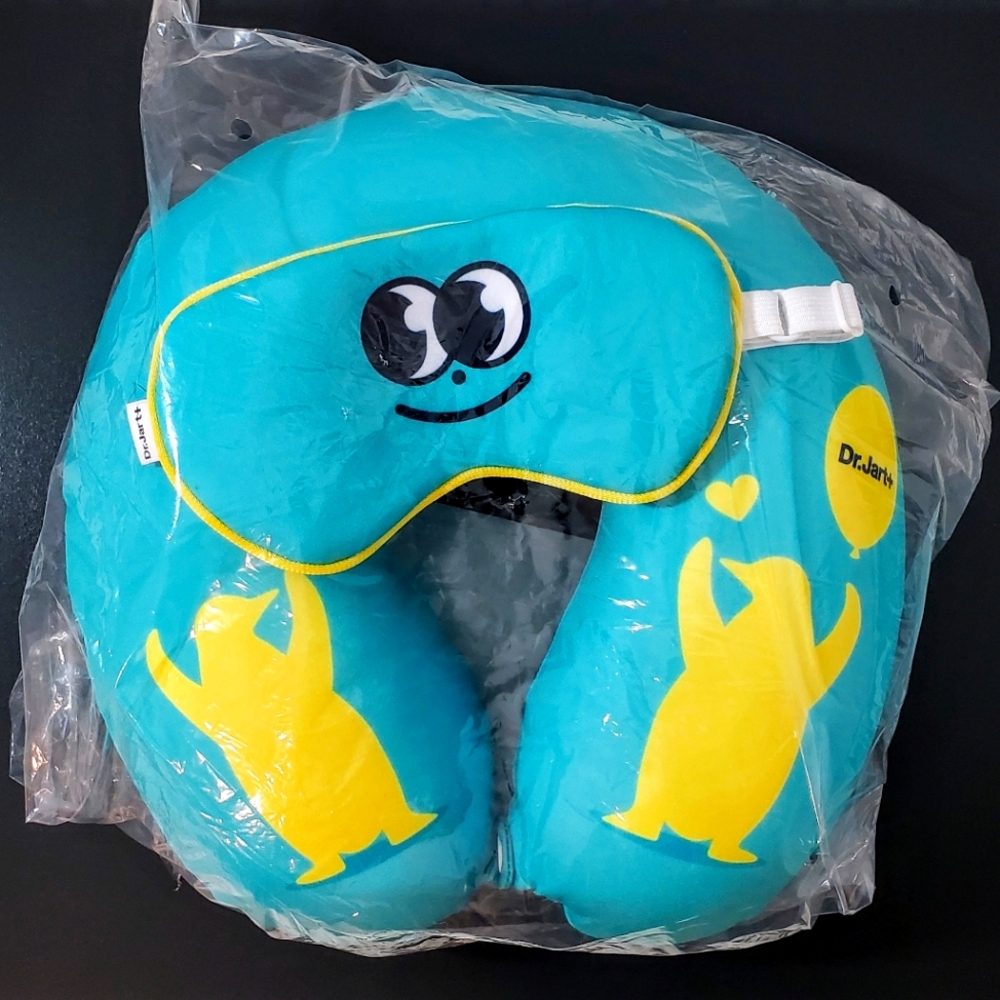 NWT Dr.Jart+ Memory Foam Travel Neck Pillow & Sleep Mask Set Tiffany Blue